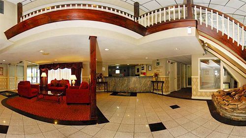 Rodeway Inn 布罗克顿 外观 照片